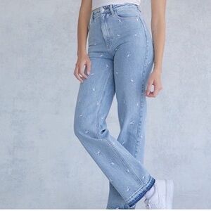 Pacsun Exclusive Play Boy Bunny Logo Mom Jeans Distressed Hem size 28